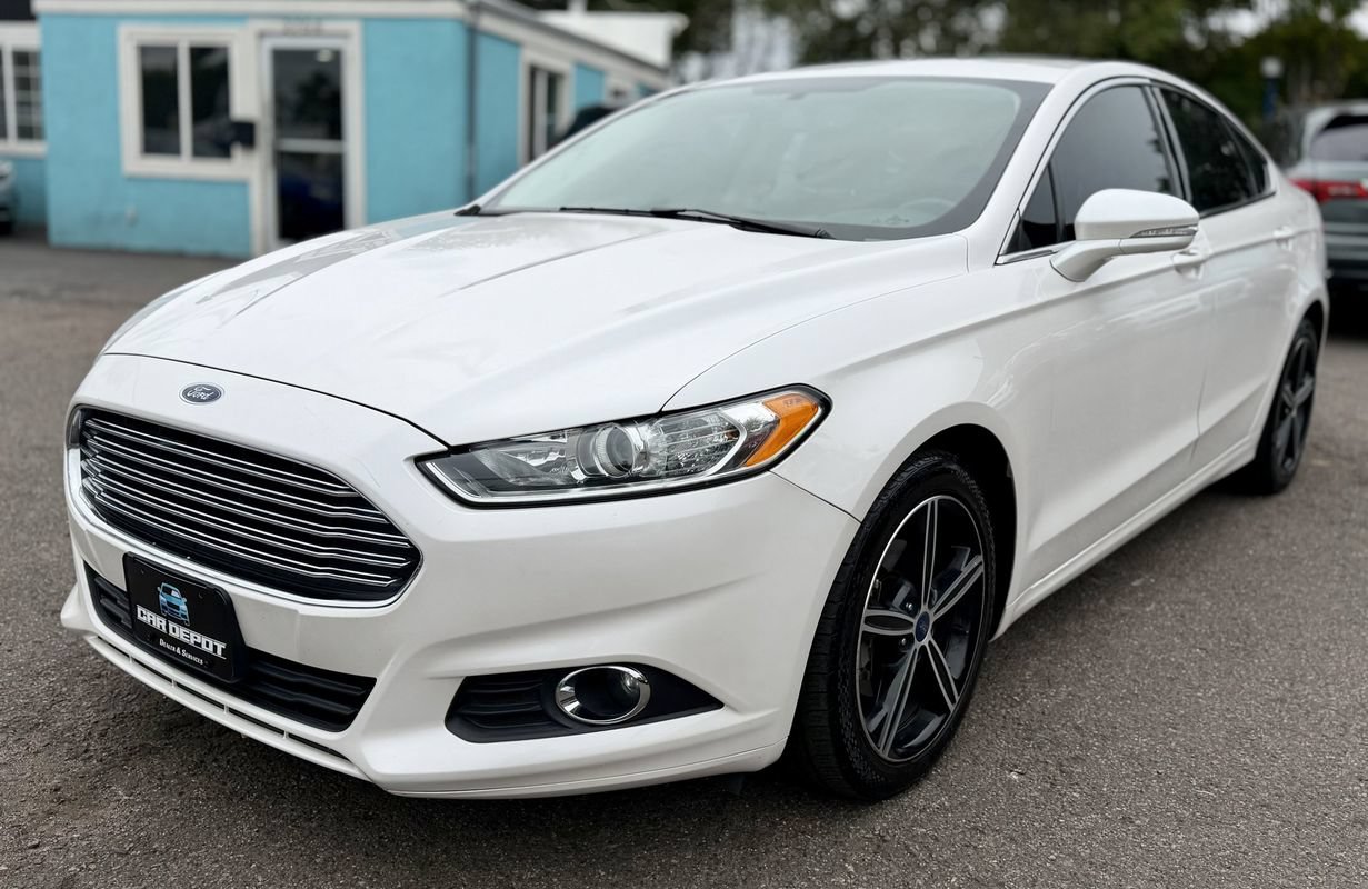 Used 2015 Ford Fusion SE w/ Equipment Group 202A FWD image 7