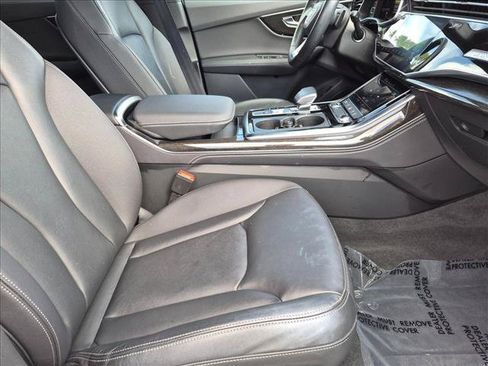 Certified 2025 Audi Q7 2.0T Premium Plus w/ Premium Plus Package AWD/4WD image 20