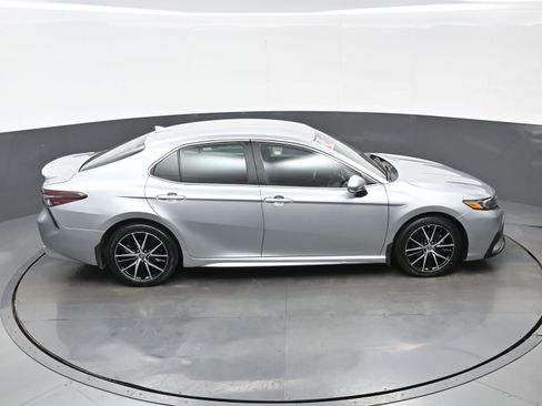Used 2024 Toyota Camry SE FWD image 40