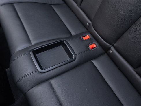 Used 2013 BMW 128i Convertible image 34