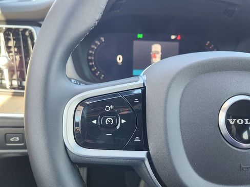 New 2026 Volvo XC60 B5 Core w/ Climate Package image 16