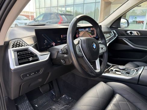 Used 2024 BMW X7 xDrive40i AWD/4WD image 8