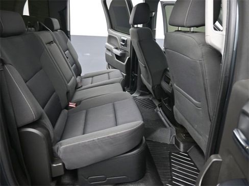 Used 2018 Chevrolet Silverado 1500 LT w/ Texas Edition image 16