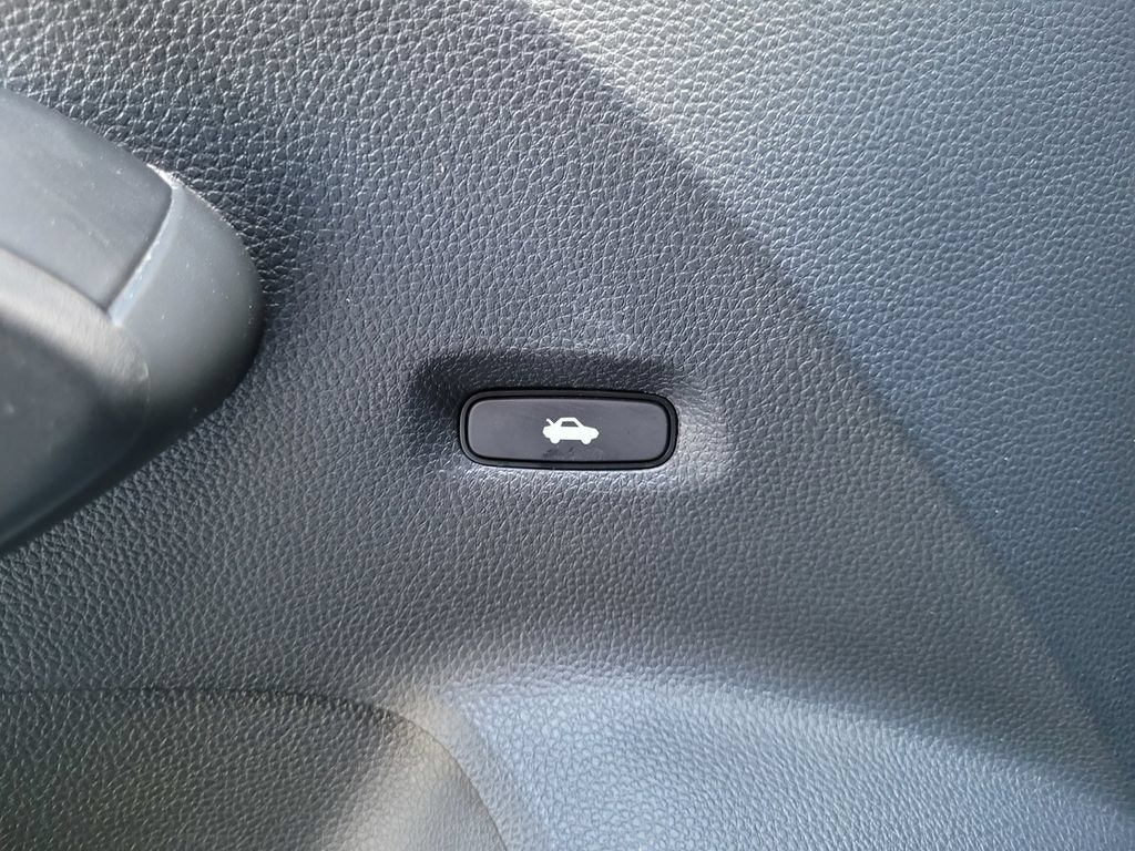 Used 2024 Honda Civic Sport image 31