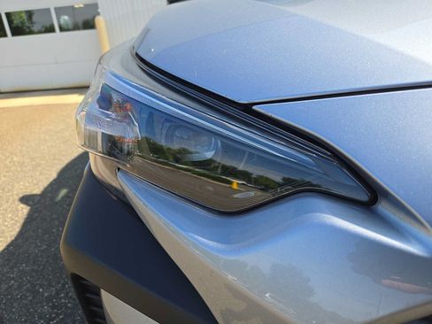 Used 2025 Subaru Outback Premium AWD/4WD image 9