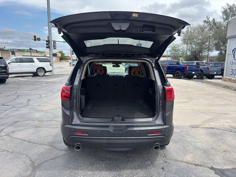 Used 2017 GMC Acadia SLT AWD/4WD image 8