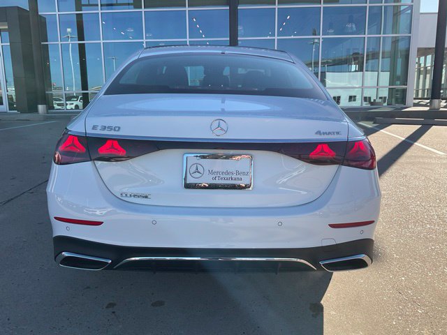 Used 2025 Mercedes-Benz E 350 4MATIC Sedan image 9