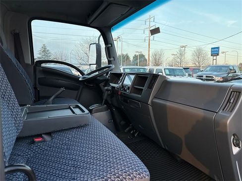 New 2025 Chevrolet Low Cab Forward image 33