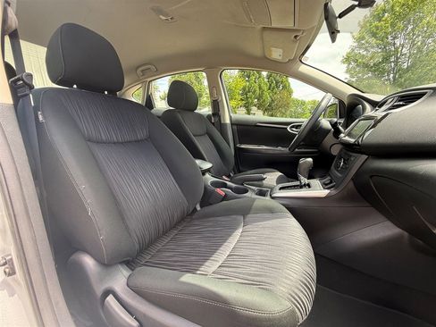 Used 2019 Nissan Sentra SV FWD image 22