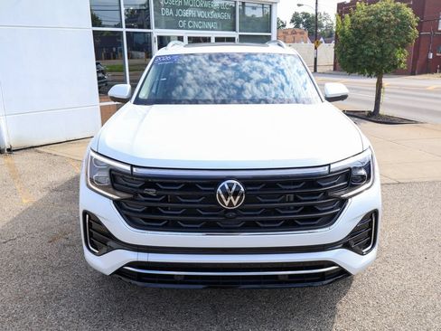 Used 2026 Volkswagen Atlas SEL Premium R-Line AWD/4WD image 8