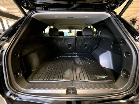 Used 2023 Chevrolet Equinox LT image 16