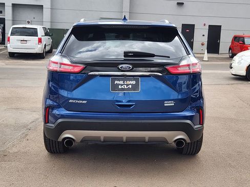 Used 2020 Ford Edge SEL w/ Convenience Package FWD image 6