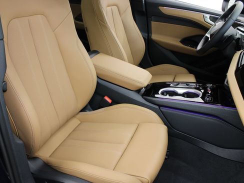 New 2026 Audi A6 Premium Plus AWD/4WD image 24