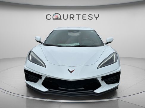 Used 2024 Chevrolet Corvette Stingray Coupe RWD image 10