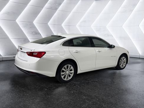 Used 2024 Chevrolet Malibu LT image 4