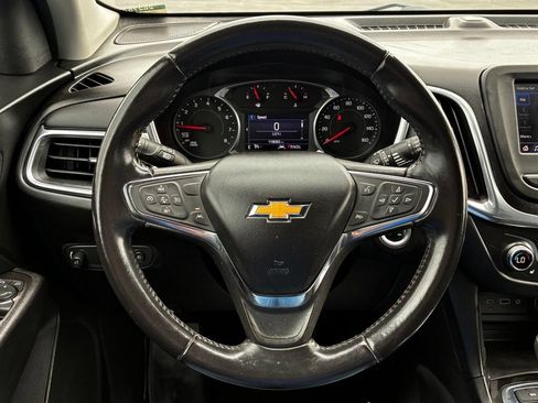 Used 2021 Chevrolet Equinox LT AWD/4WD image 12