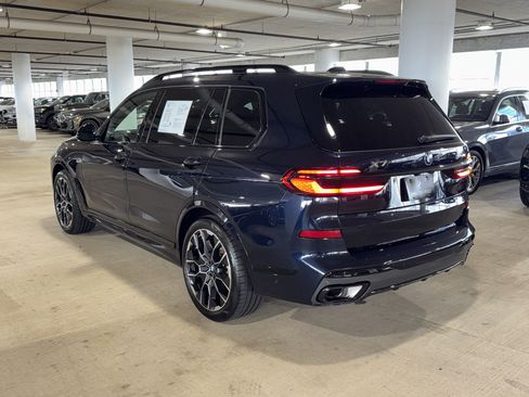 Used 2025 BMW X7 xDrive40i w/ M Sport Package AWD/4WD image 6