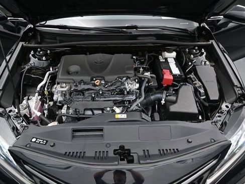 Used 2024 Toyota Camry XSE FWD image 19