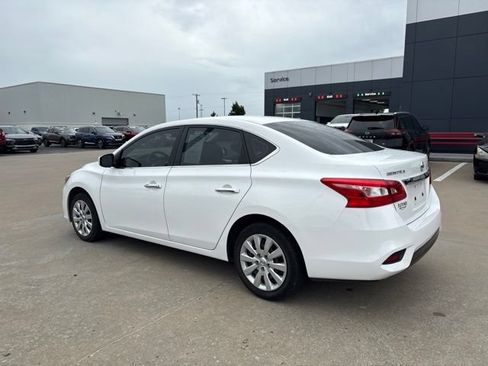 Certified 2017 Nissan Sentra S FWD image 4