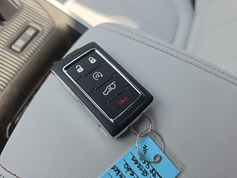 New 2026 Jeep Cherokee Limited AWD/4WD image 33