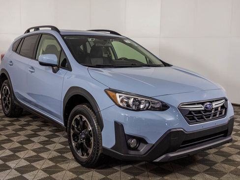 Used 2022 Subaru Crosstrek 2.0i Premium w/ Moonroof Package image 13