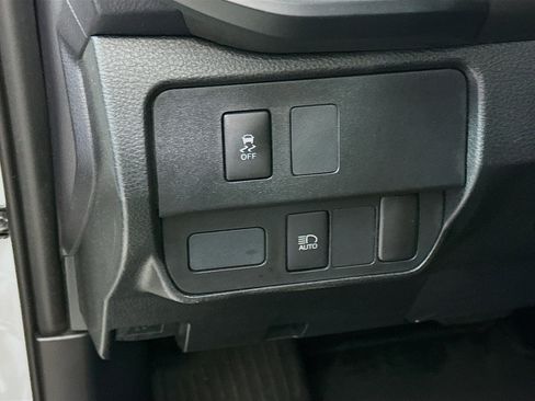 Used 2021 Toyota Tacoma SR w/ SR Convenience Package RWD image 16