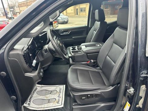 Used 2023 Chevrolet Silverado 1500 LT w/ Z71 Off-Road Package image 14