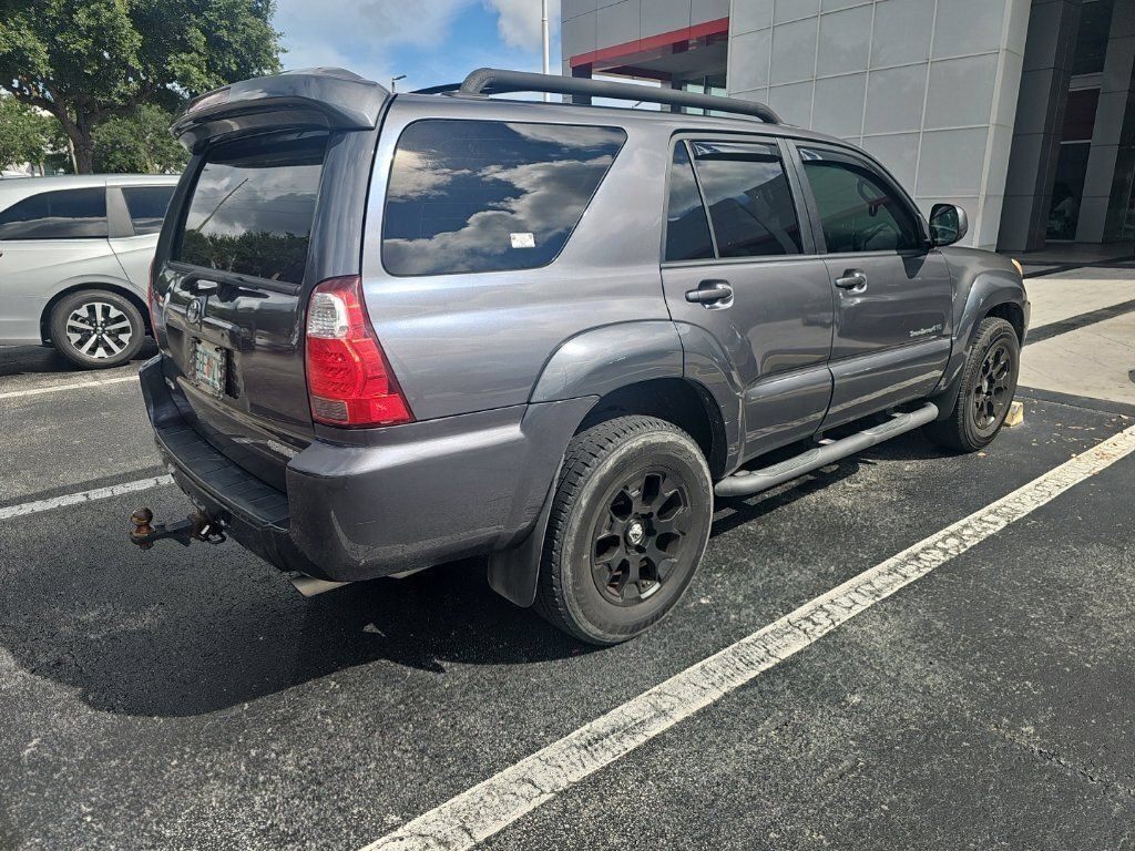 Used 2007 Toyota 4Runner Sport AWD/4WD image 2