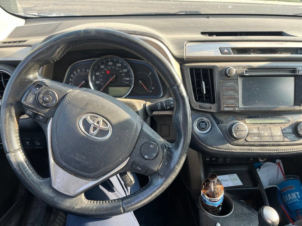 Used 2014 Toyota RAV4 Limited w/ Technology Package AWD/4WD image 8