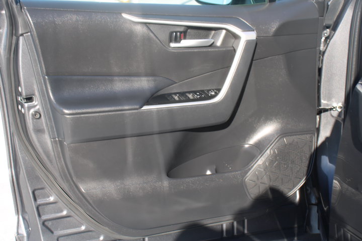 Certified 2023 Toyota RAV4 XLE w/ Convenience Package AWD/4WD image 10