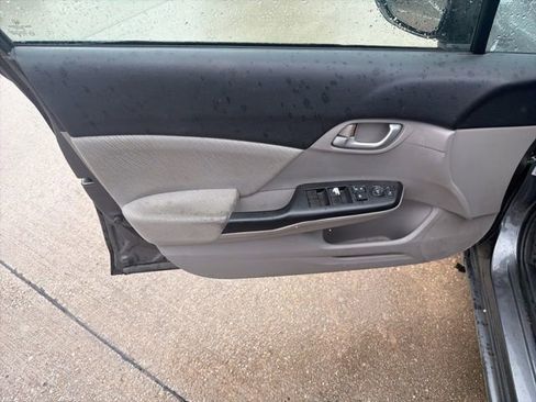 Used 2013 Honda Civic LX image 11