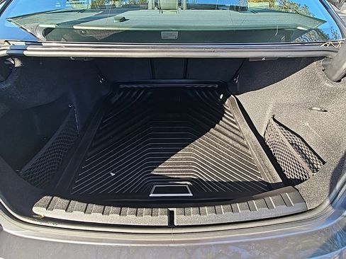 Used 2021 BMW 330i Sedan w/ Premium Package image 40