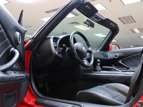 Used 2002 Honda S2000 image 35