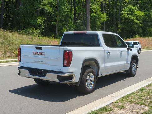 Used 2024 GMC Sierra 1500 SLE RWD image 13