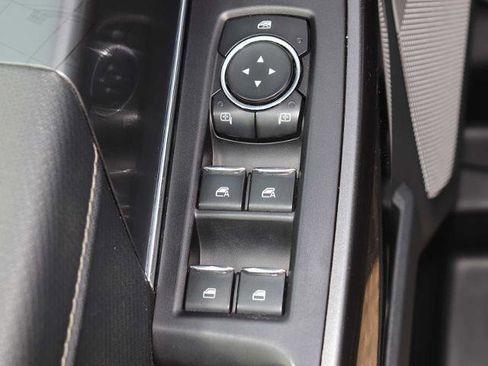 Certified 2021 Ford F150 XLT w/ Equipment Group 302A High image 19