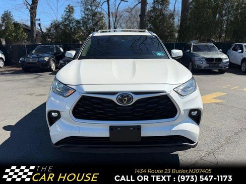 Used 2020 Toyota Highlander XLE image 4