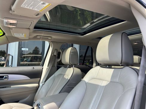 Used 2014 Lincoln MKX w/ Equipment Group 101A image 10