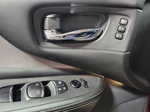 Used 2023 Nissan Murano SL image 21