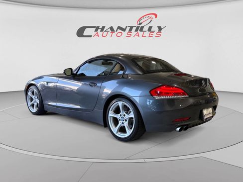 Used 2014 BMW Z4 sDrive28i RWD image 3