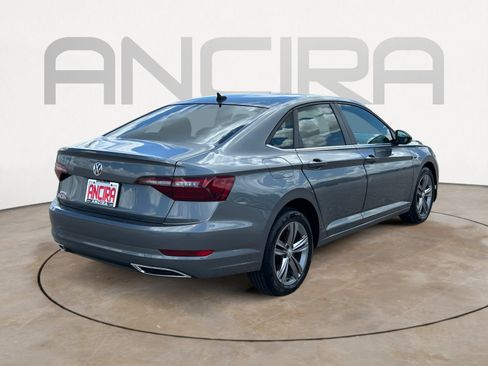 Used 2020 Volkswagen Jetta R-Line w/ R-Line Cold Weather Package FWD image 10