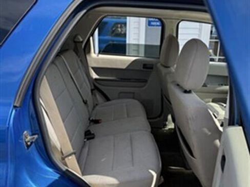 Used 2011 Ford Escape XLT w/ 202A Rapid Spec Order Code FWD image 12
