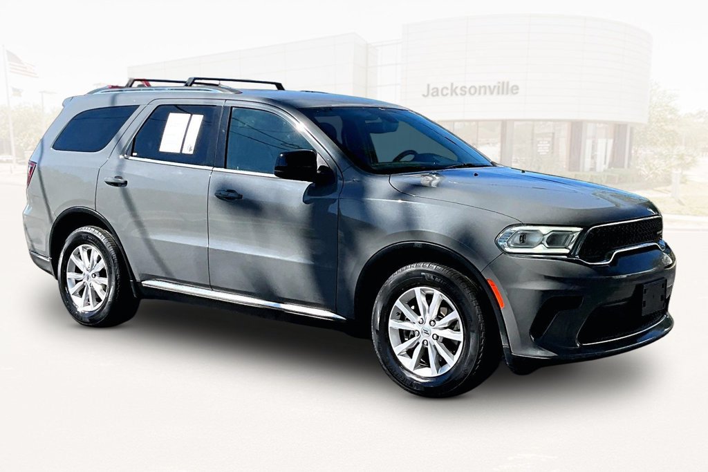 Used 2023 Dodge Durango SXT RWD image 3
