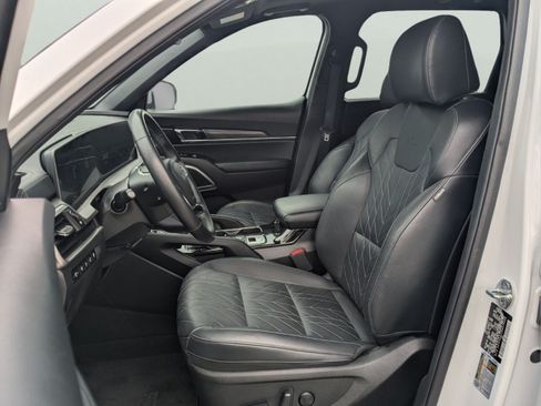 Certified 2024 Kia Telluride EX X-Line AWD/4WD image 11