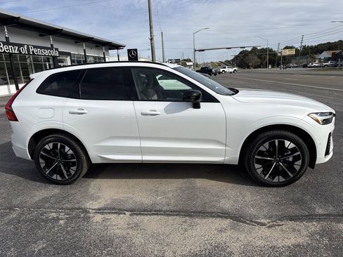 New 2026 Volvo XC60 B5 Plus w/ Protection Package Premier image 6