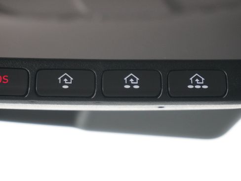 Used 2018 Genesis G80 3.8 RWD image 24