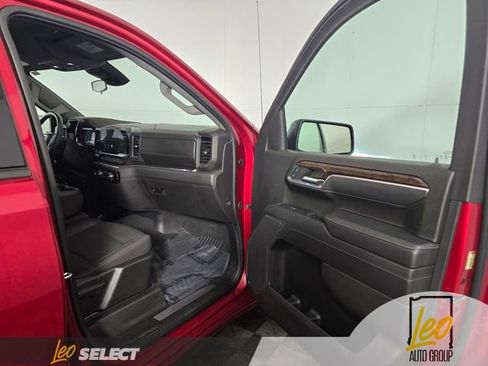 Used 2024 GMC Sierra 1500 Elevation image 15