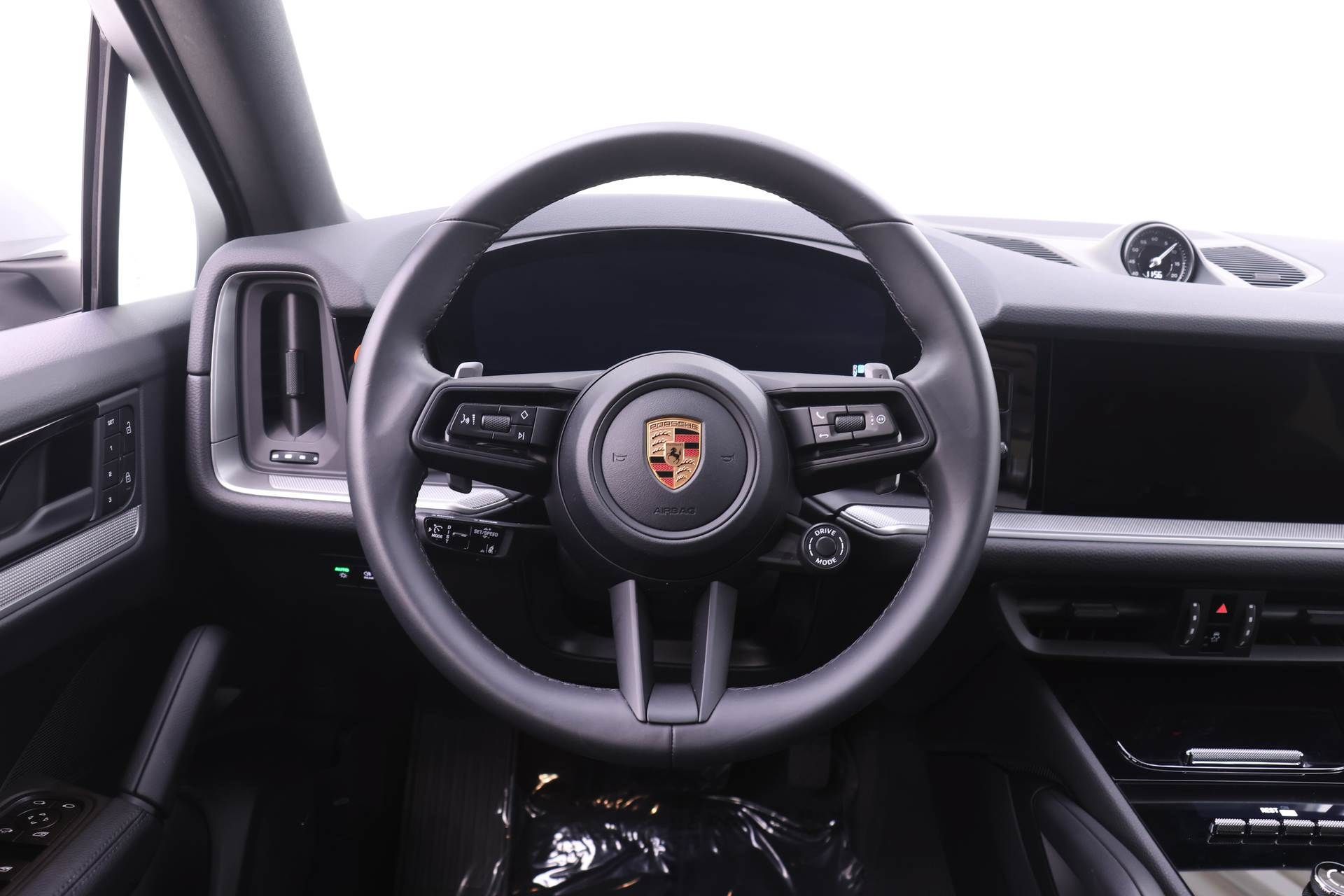 Used 2026 Porsche Cayenne Coupe AWD/4WD image 22