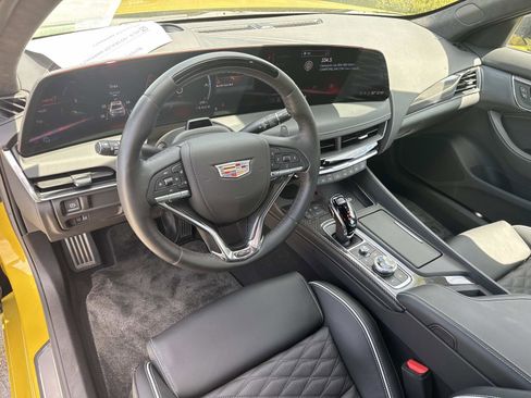 Used 2025 Cadillac CT5 V RWD image 21