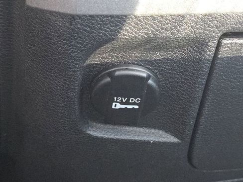 Used 2016 RAM 2500 Tradesman w/ Power & Remote Entry Group image 6