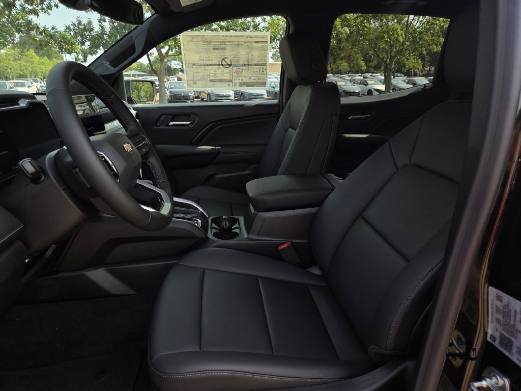 New 2026 Chevrolet Colorado LT RWD image 18